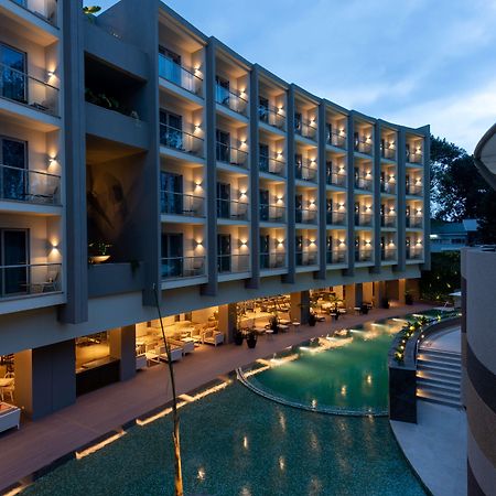 Radisson Blu Hotel & Residence Nairobi Arboretum Zewnętrze zdjęcie The hotel's main pool