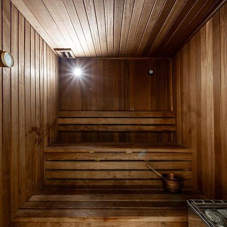 Radisson Blu Hotel & Residence Nairobi Arboretum Zewnętrze zdjęcie A Finnish sauna