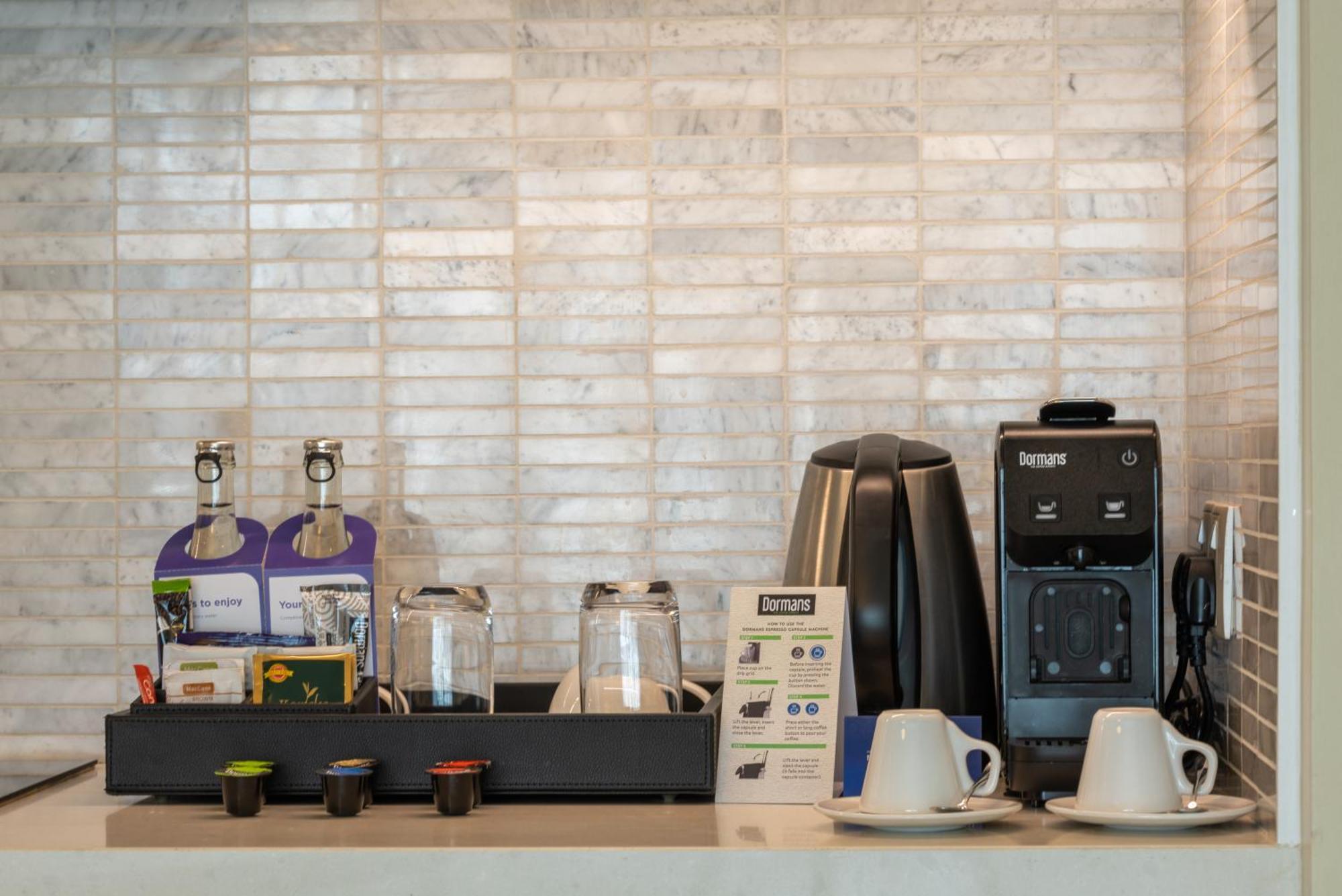 Radisson Blu Hotel & Residence Nairobi Arboretum Zewnętrze zdjęcie A coffee station at a hotel